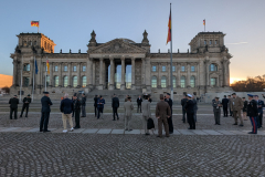 PXL_20251106_064709693.RAW-01.MP_.COVER_