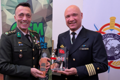 PXL_20251106_144918621.RAW-01.MP_.COVER_